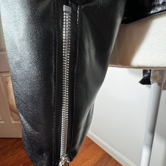 NWOT Vince Camuto Black Faux Leather Jacket - Size Medium - Picture 7 of 14